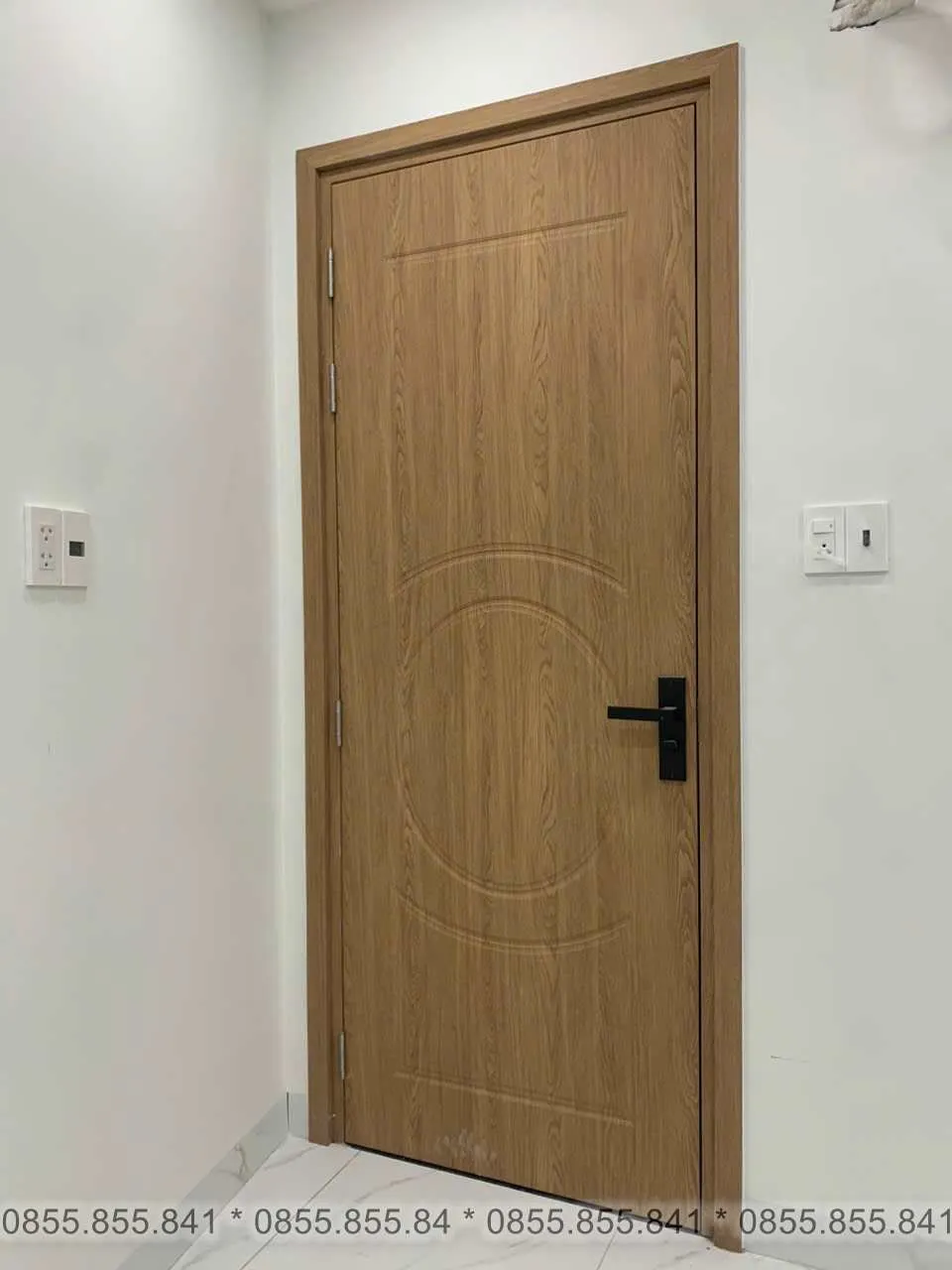 Mẫu cửa nhựa Composite phủ da
