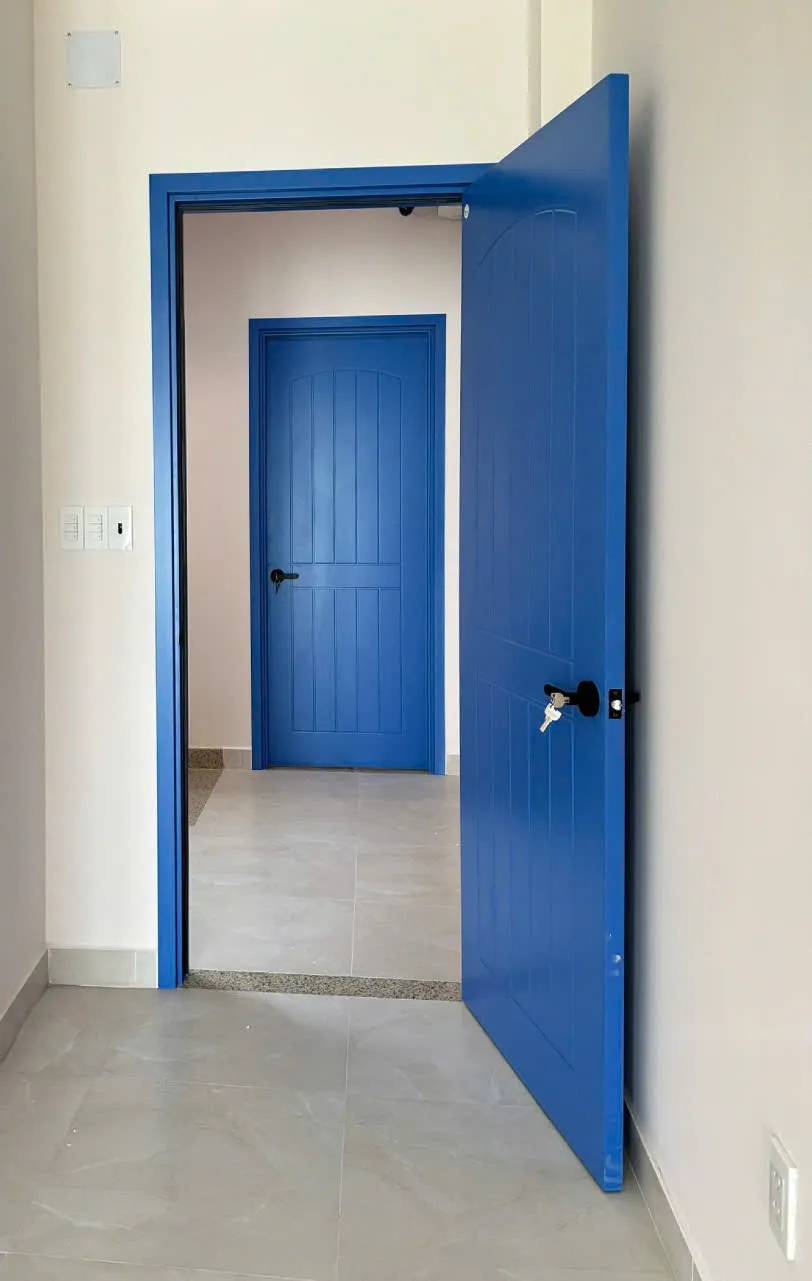 Mẫu cửa thực tế Composite sơn PU