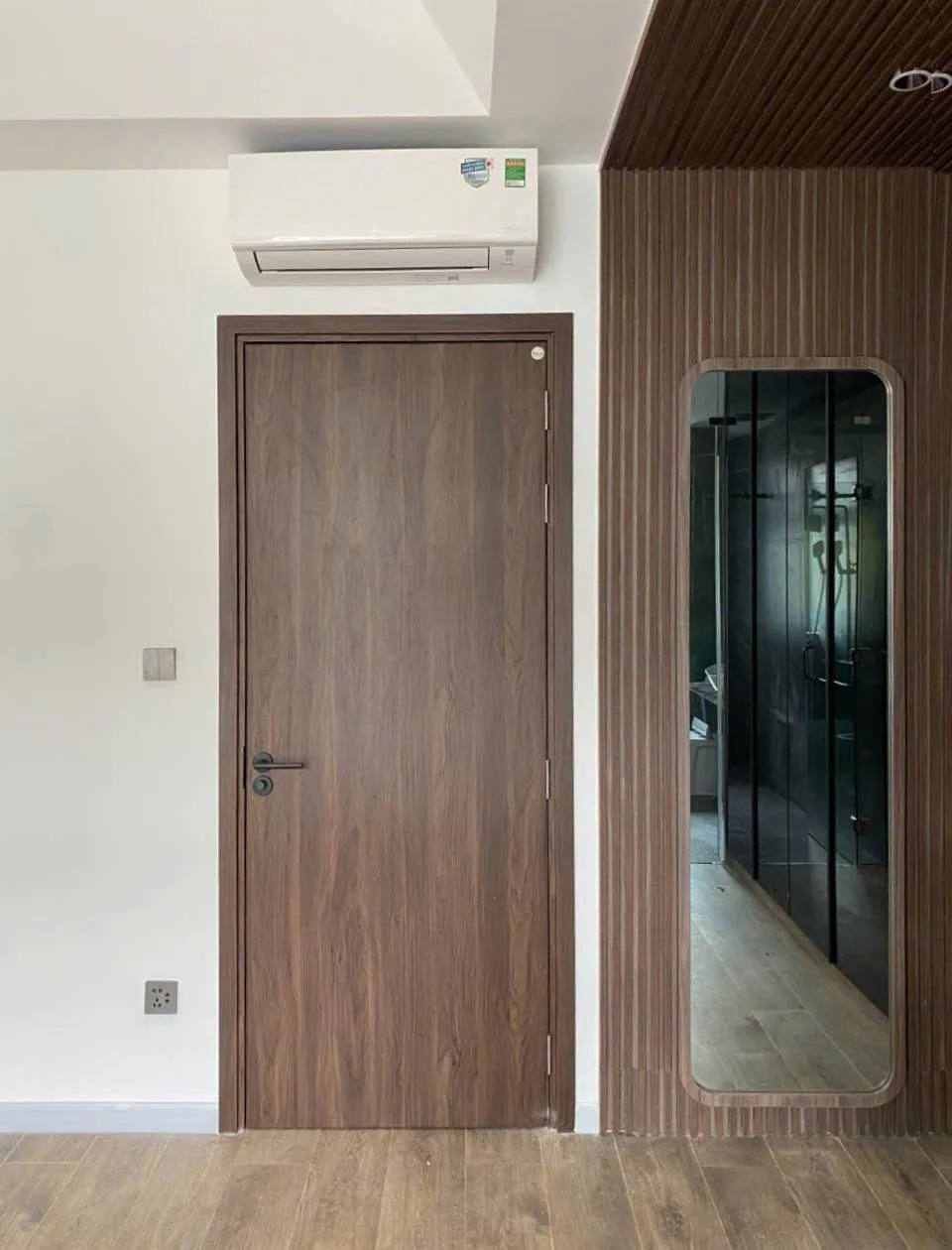 Giá Cửa Nhựa Composite Tại Đắk Lắk Mới Nhất 2025