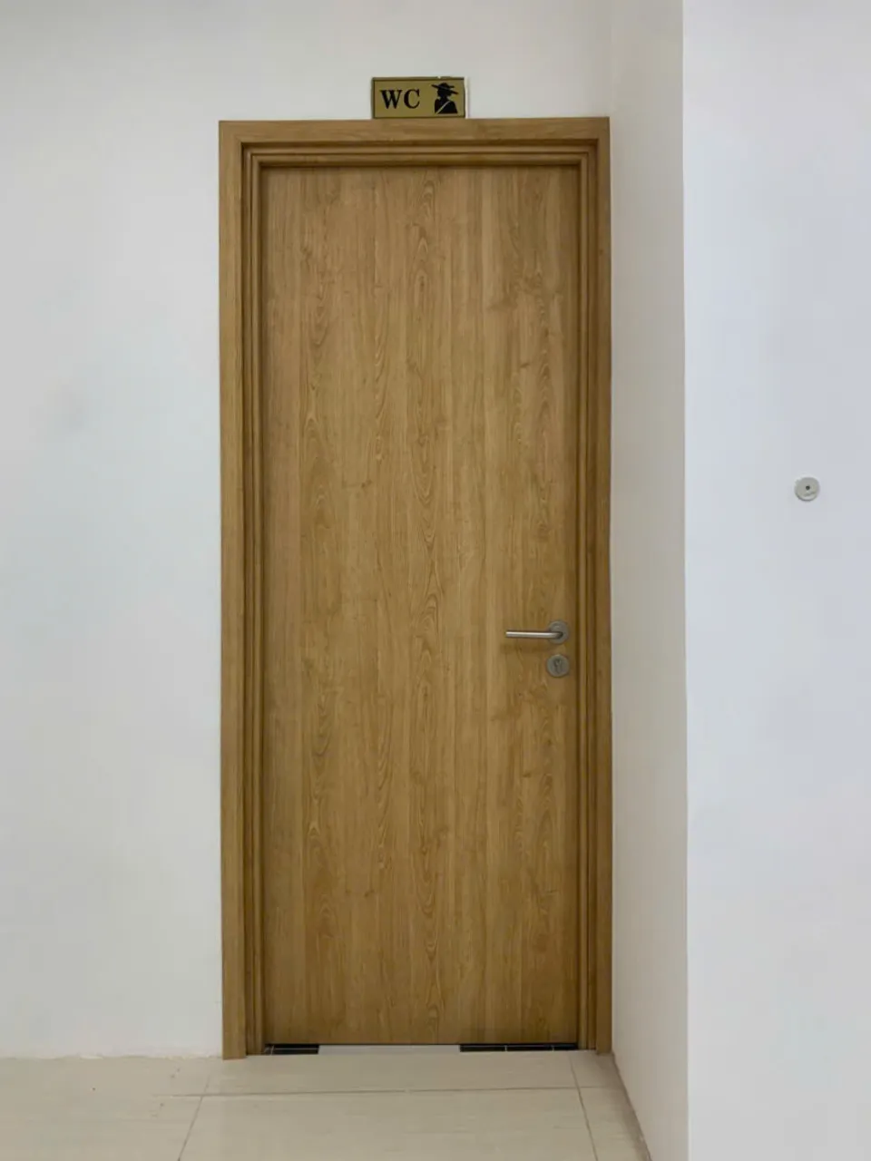 Báo Giá Cửa Nhựa Composite – Cập nhật mới & chi tiết nhất